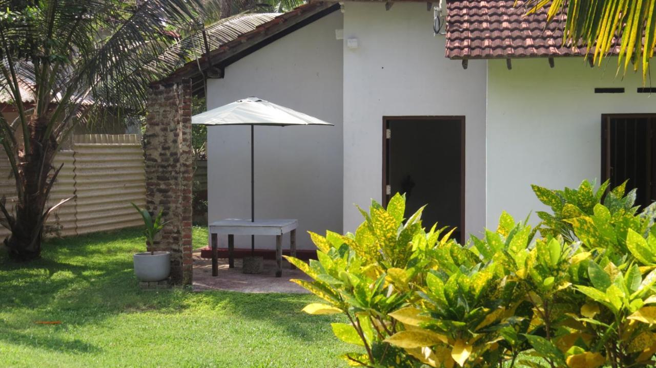 Mendis Cottage Weligama Exterior foto